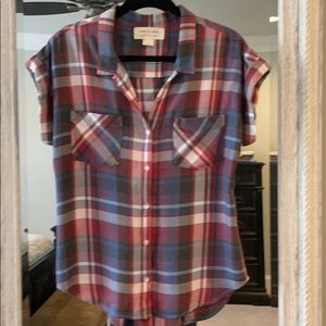 Cloth&Stone plaid cap sleeve button up top
